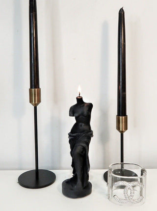 The Venus Candle in Ultra Black.